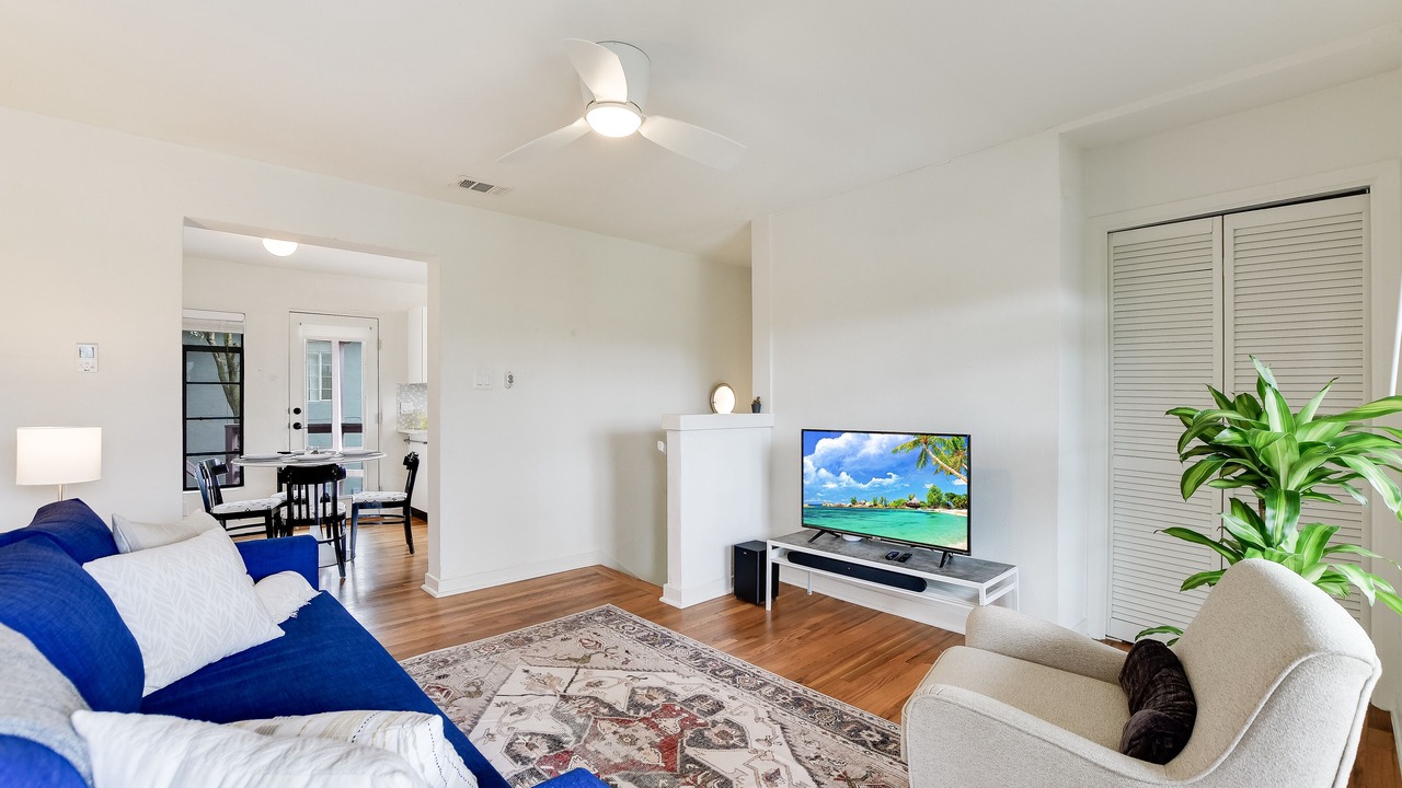 Photo of Livingroom in Cherrywood