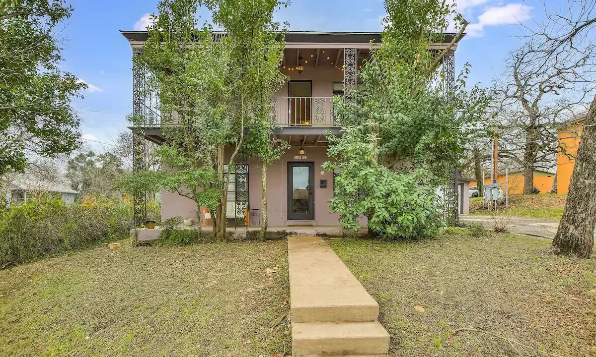 Photo of Outdoor in Cherrywood