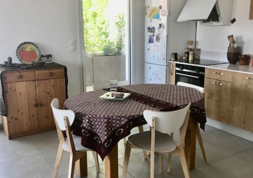 Photo of Kitchen in Gares