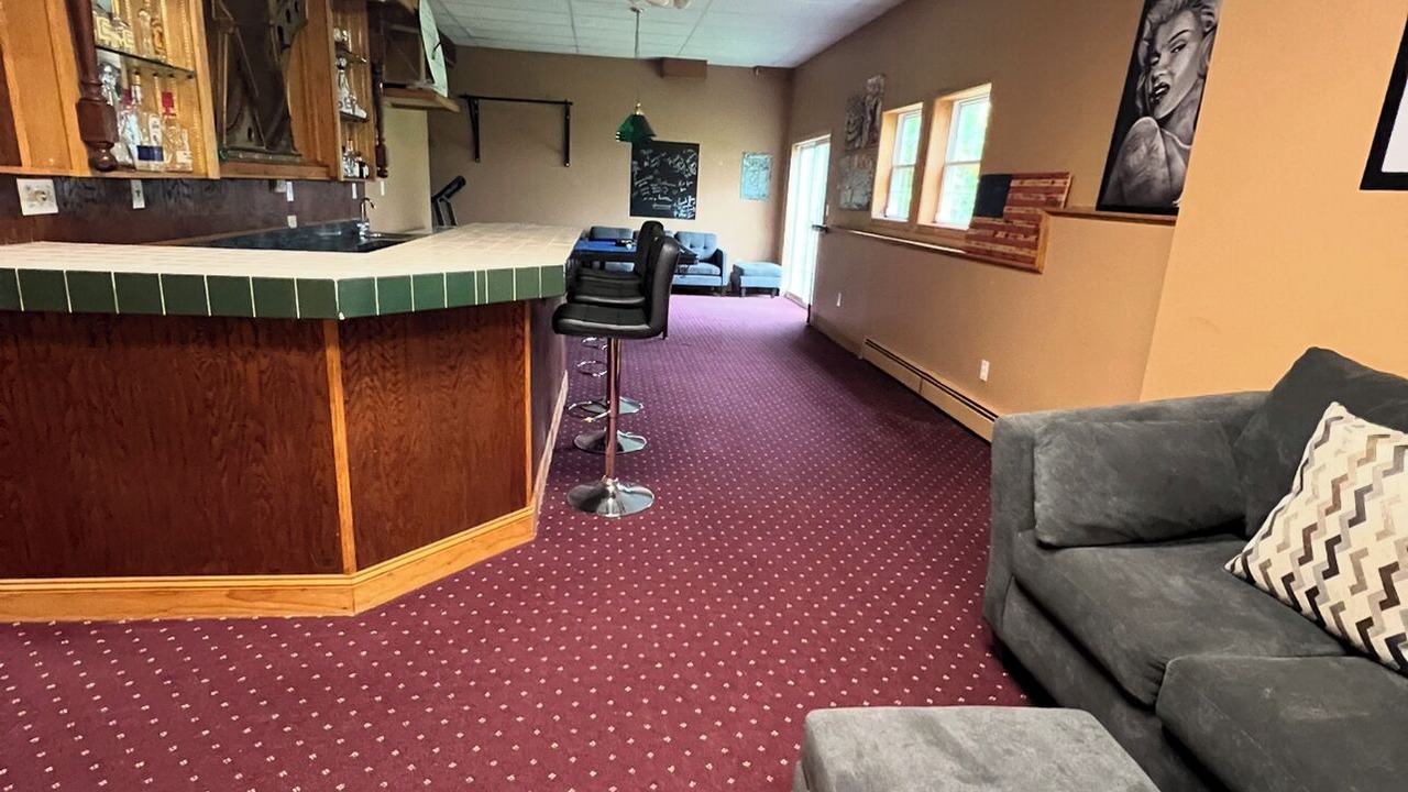 Photo of Others in Columbia