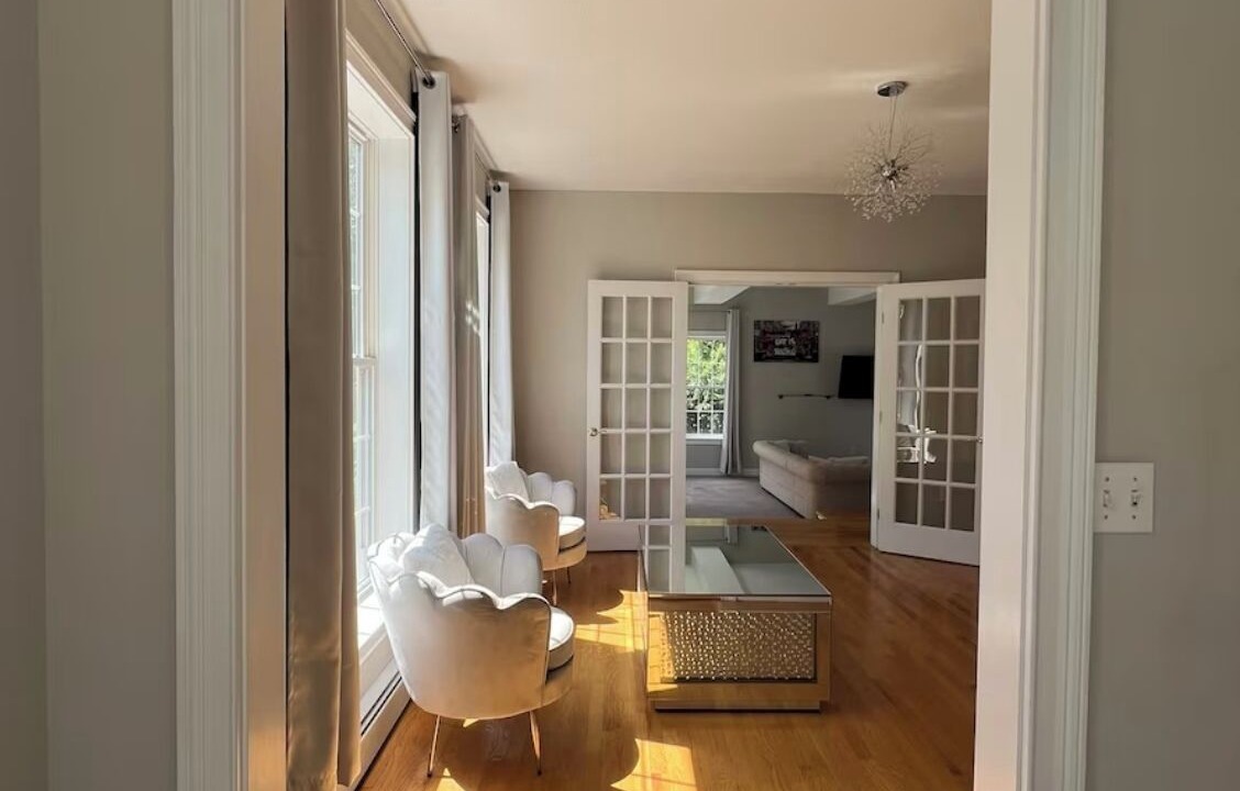 Photo of Others in Columbia