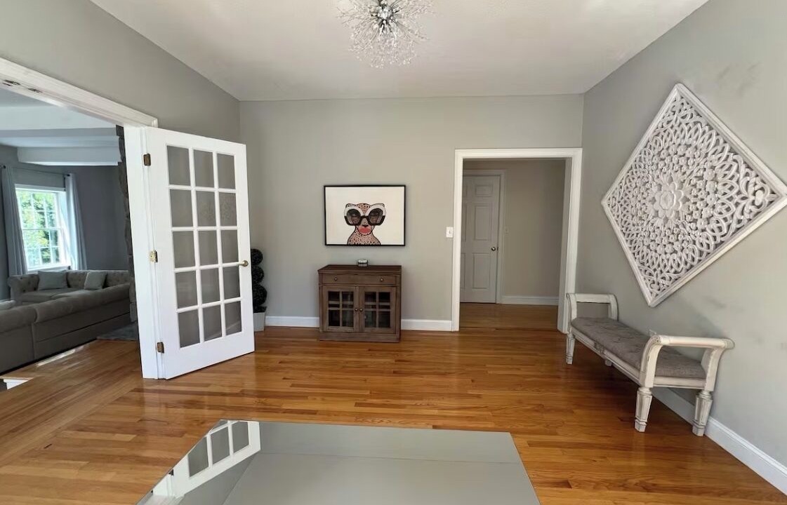 Photo of Others in Columbia