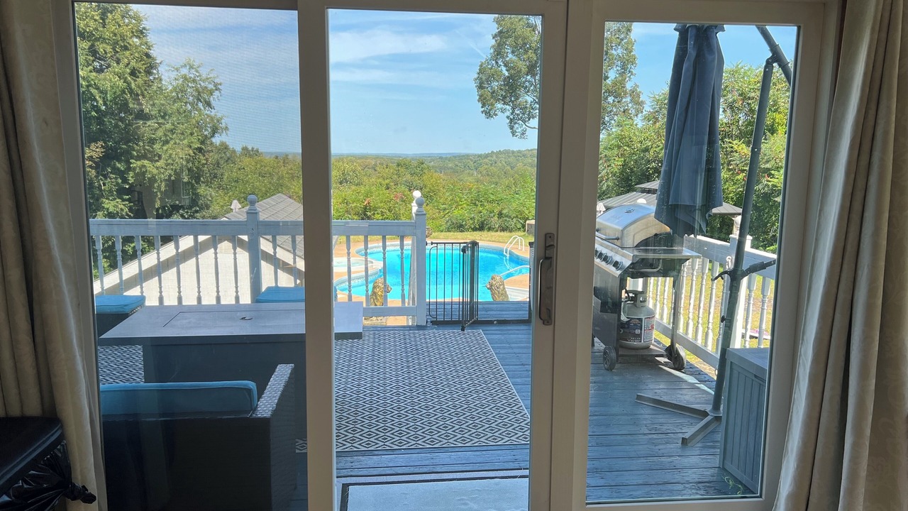 Photo of Others in Columbia