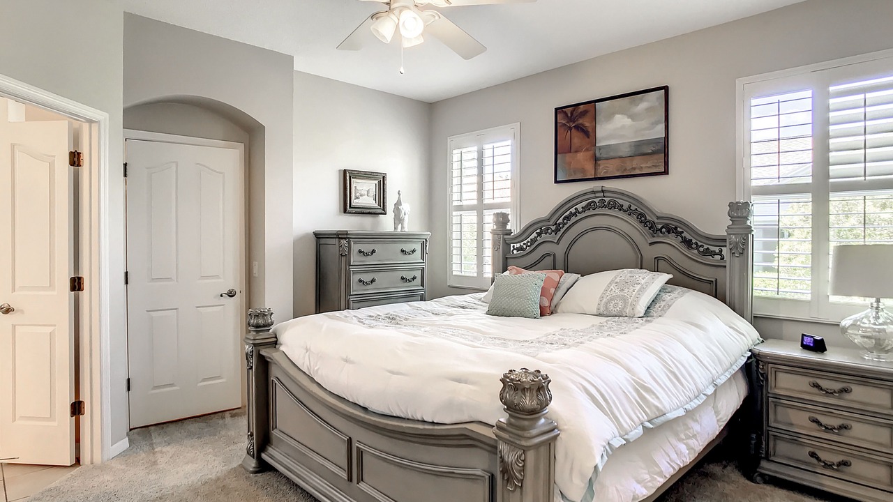 Photo of Bedroom in Mallory Square