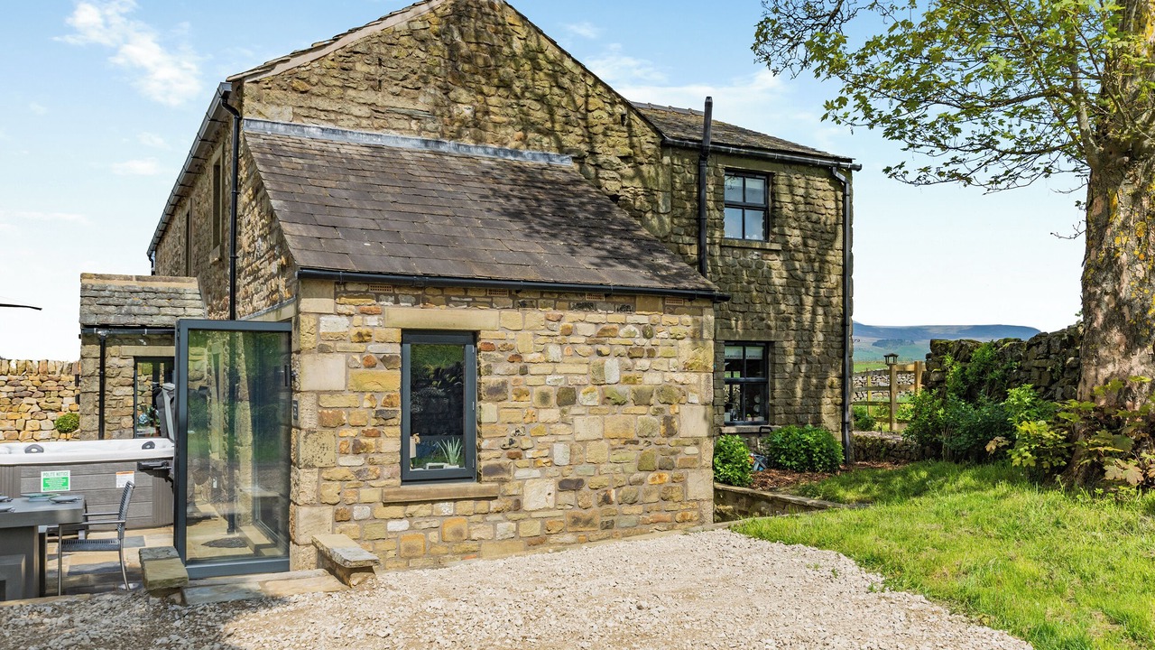 Photo of Outdoor in Fourstones Near Bentham