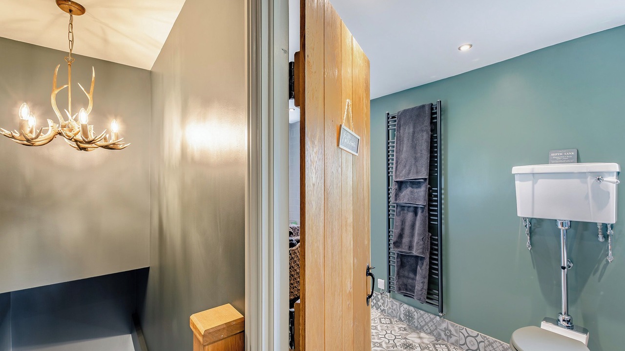 Photo of Bathroom in Fourstones Near Bentham