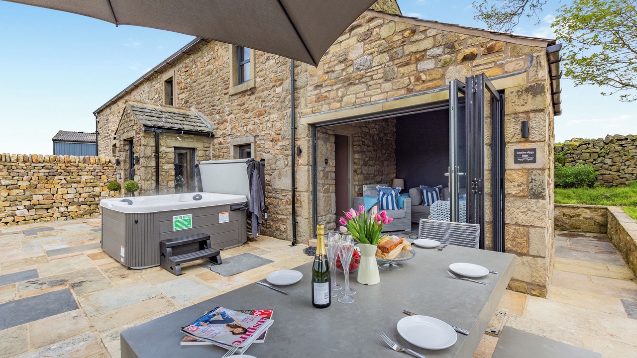 Photo of Others in Fourstones Near Bentham