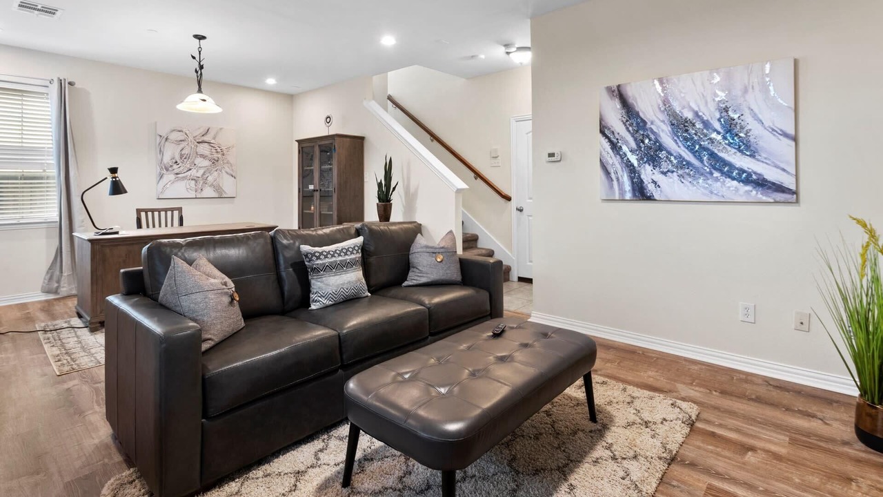 Photo of Livingroom in Lewisville