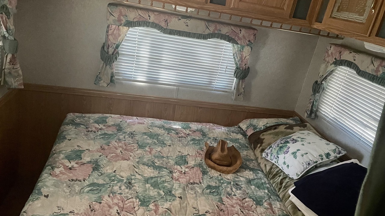 Photo of Bedroom in Posey