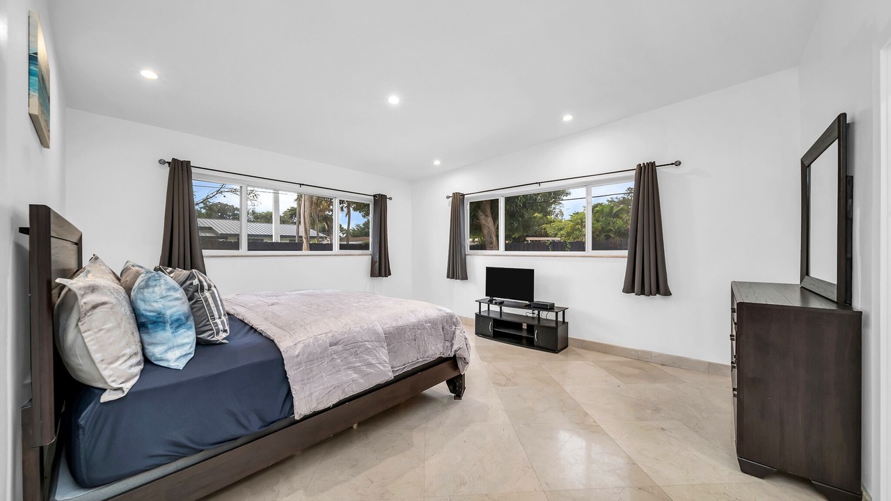 Photo of Bedroom in North Miami Beach