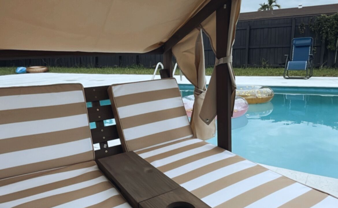 Photo of Outdoor in North Miami Beach