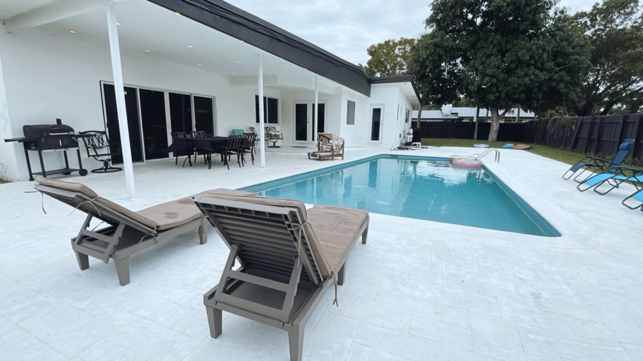 Photo of Outdoor in North Miami Beach
