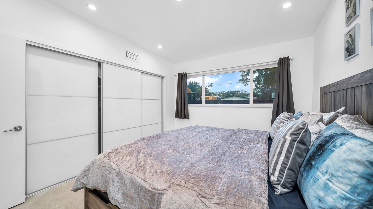 Photo of Bedroom in North Miami Beach