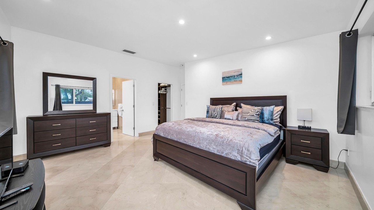 Photo of Bedroom in North Miami Beach