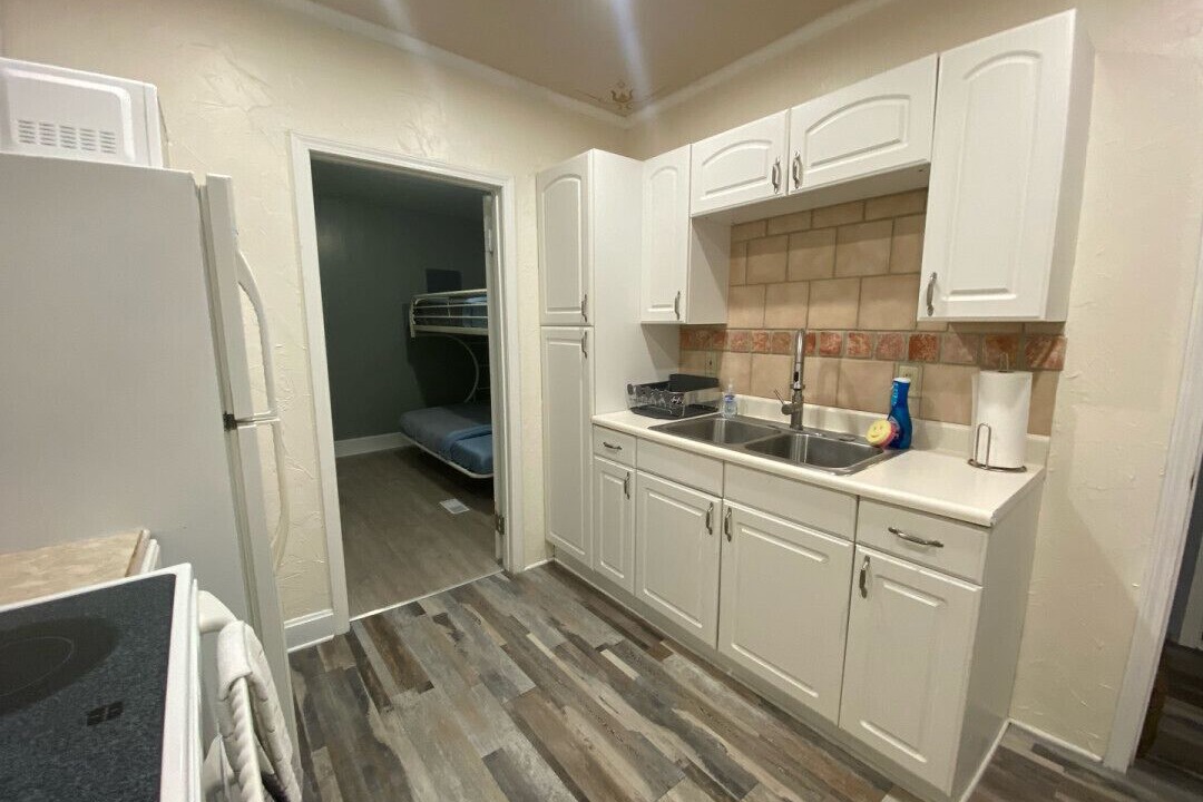 Photo of Kitchen in West Plaza