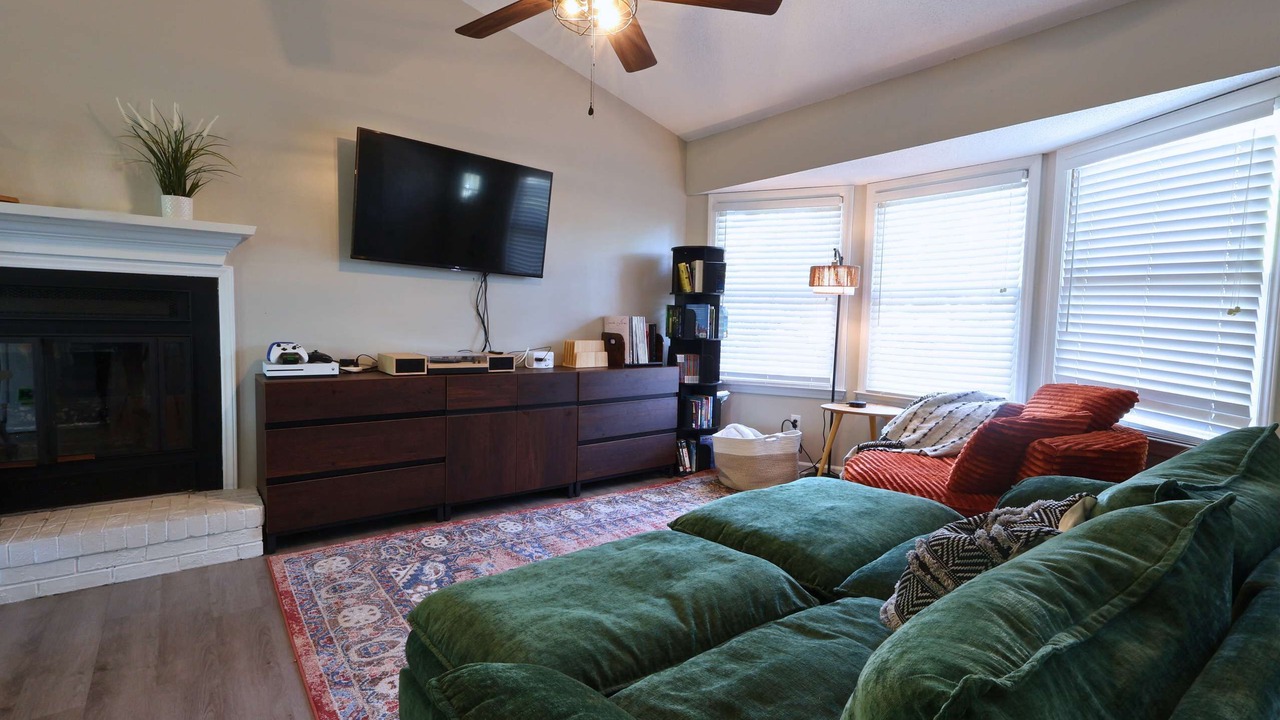 Photo of Livingroom in Apex