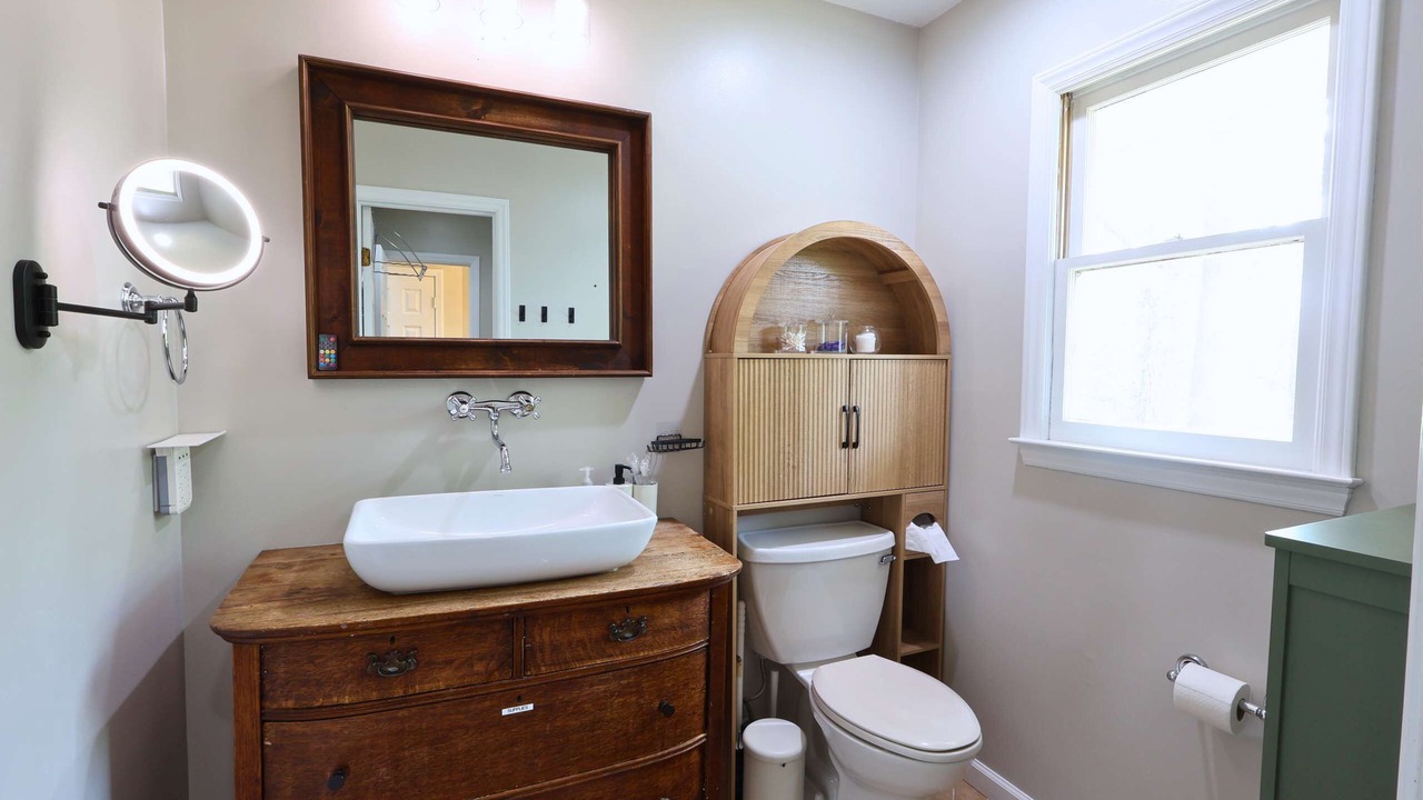 Photo of Bathroom in Apex