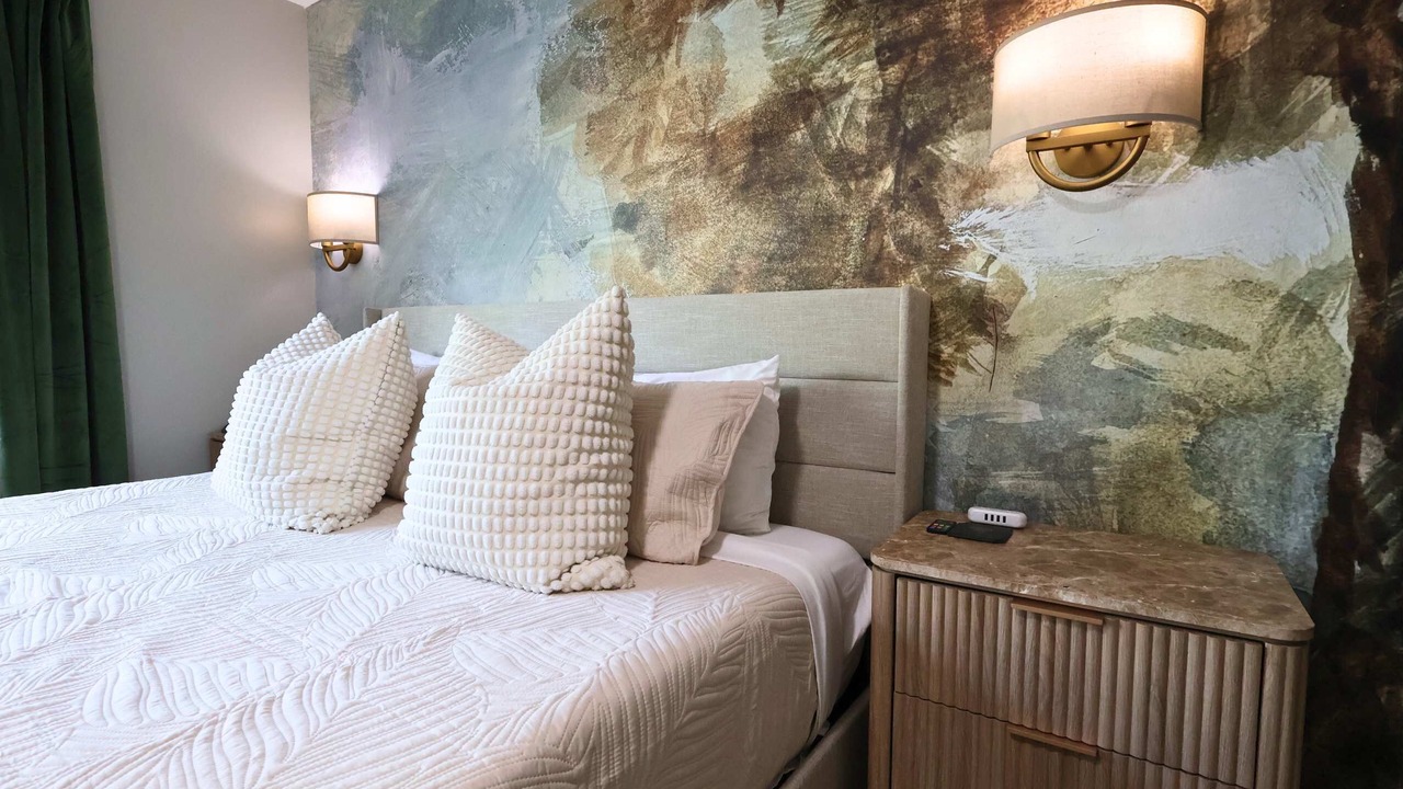 Photo of Bedroom in Apex