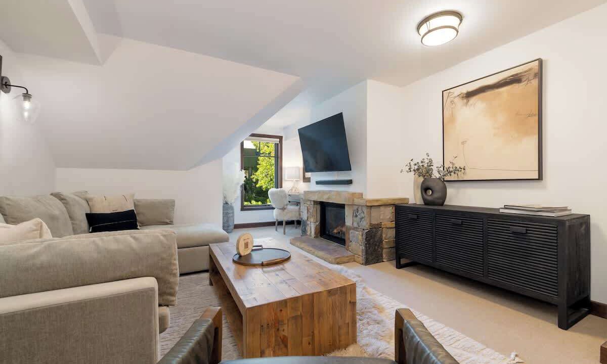 Photo of Livingroom in Mountain Village