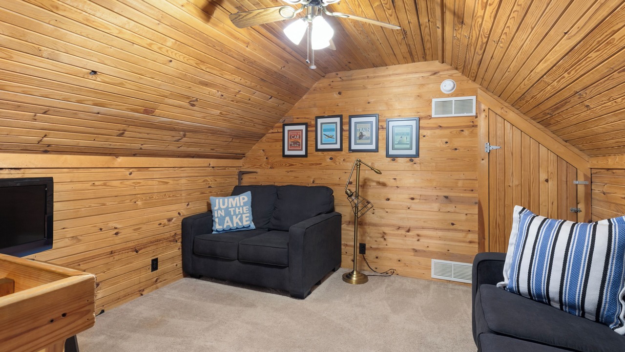 Photo of Livingroom in Shell Knob