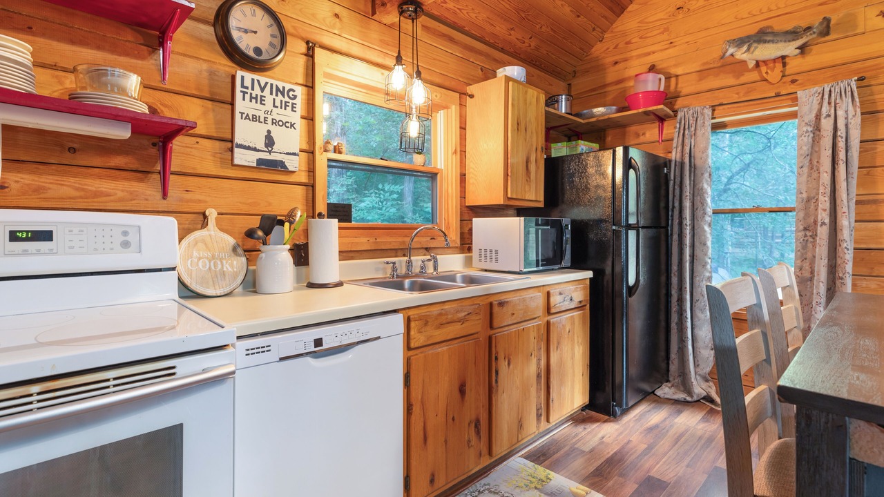 Photo of Kitchen in Shell Knob