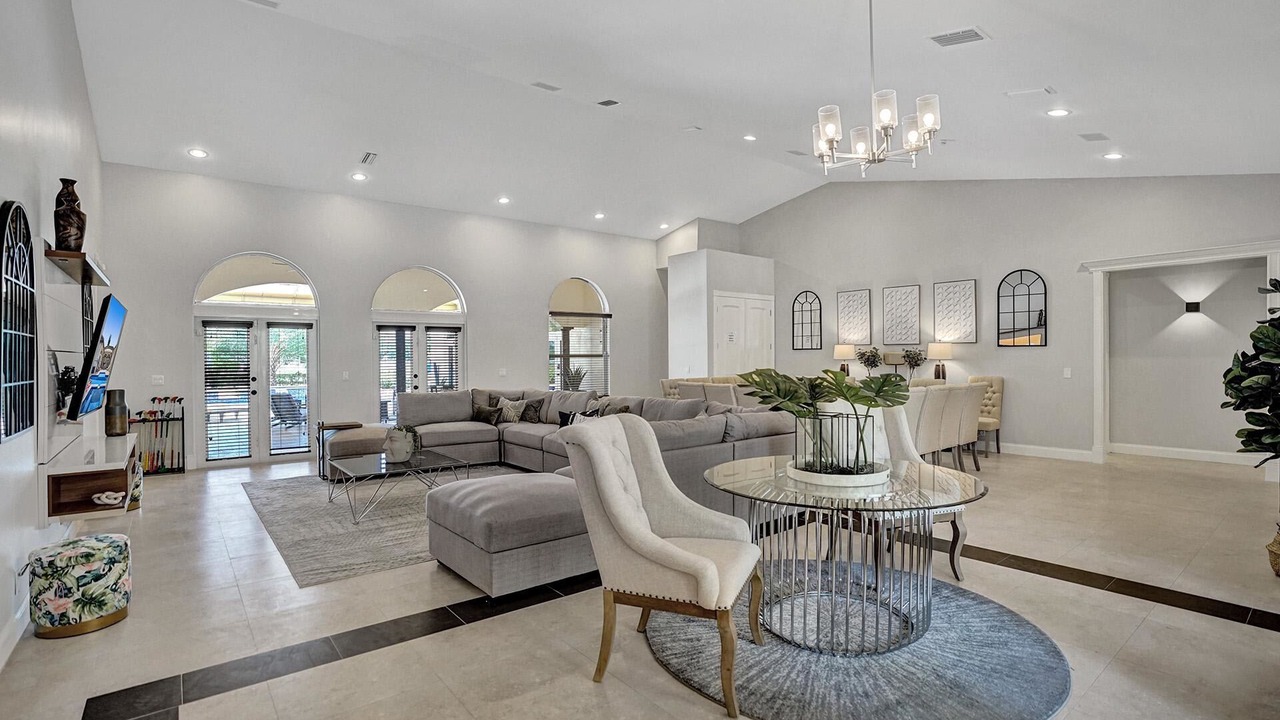 Photo of Others in Davie