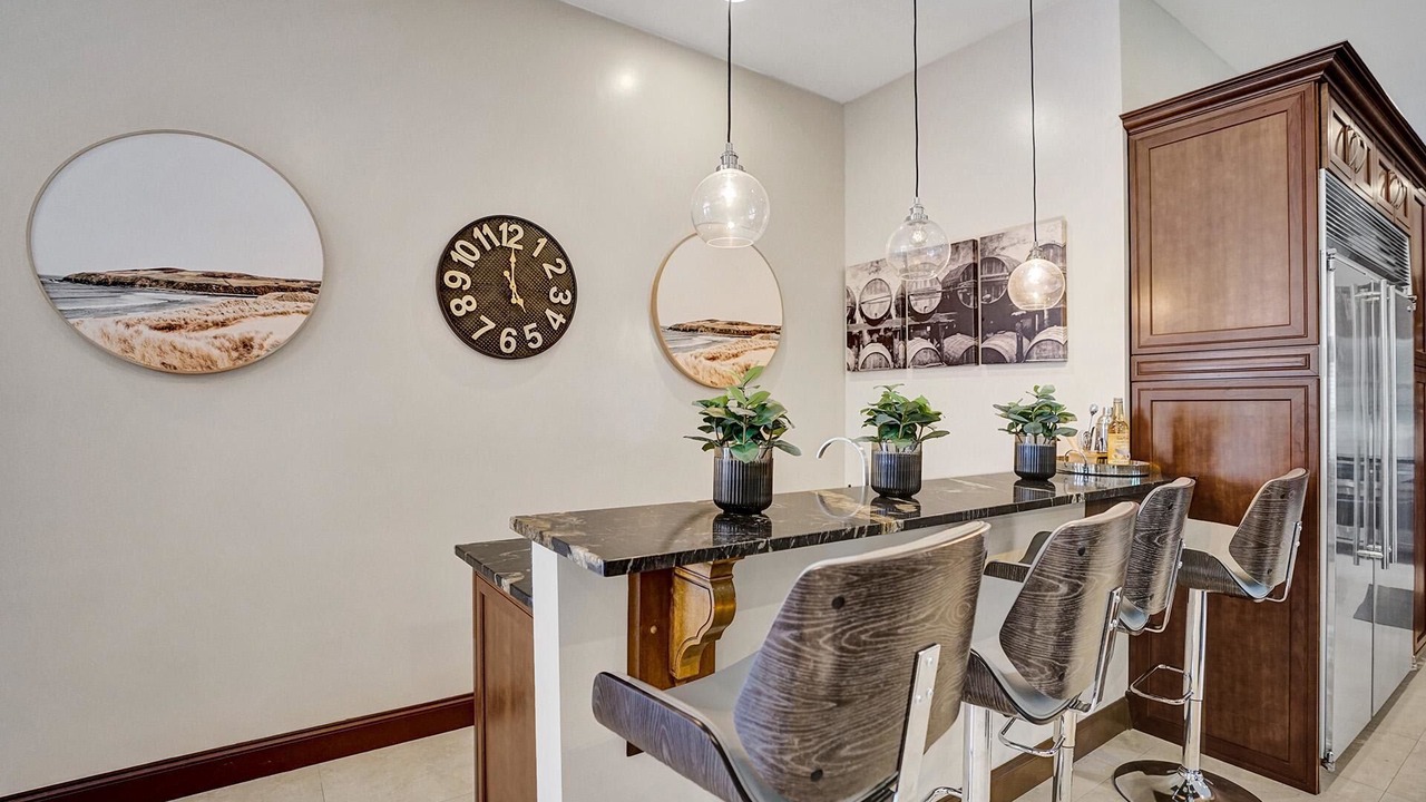 Photo of Others in Davie