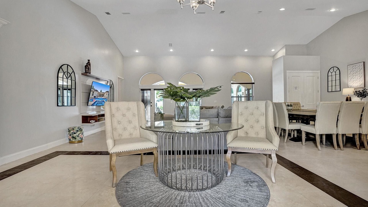 Photo of Others in Davie