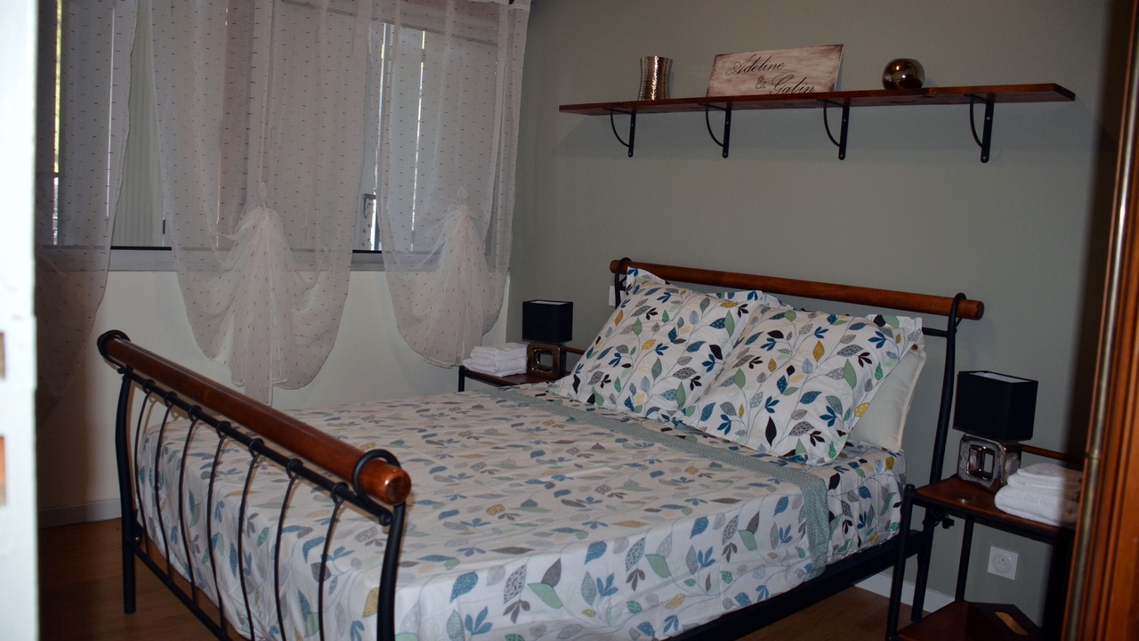 Photo of Bedroom in Compregnac