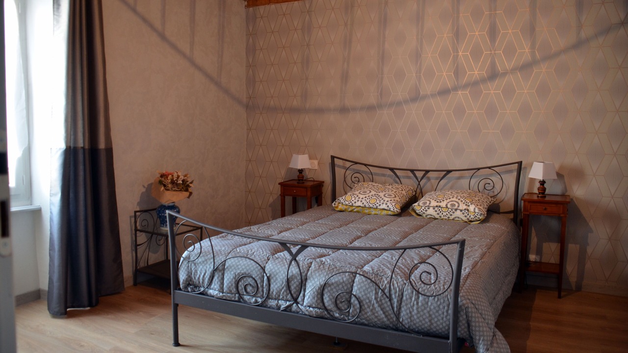 Photo of Bedroom in Compregnac