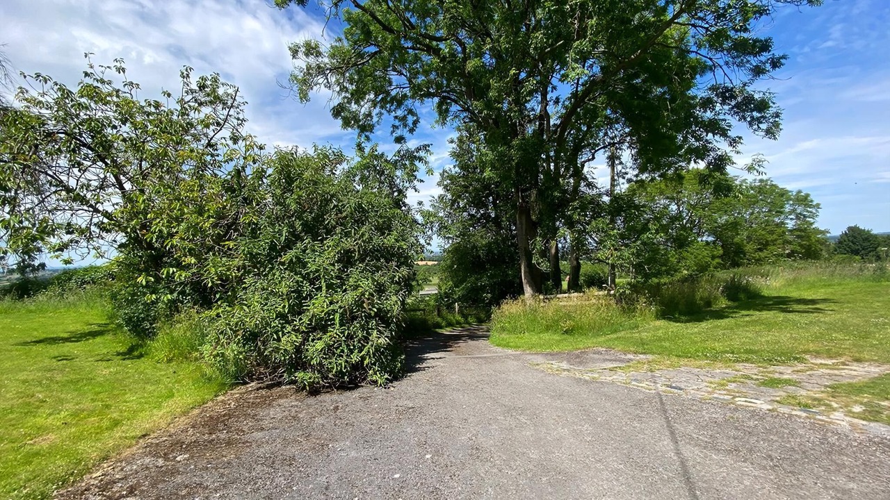 Photo of Others in Cliffe Pypard