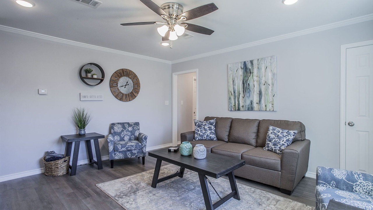 Photo of Livingroom in Waco