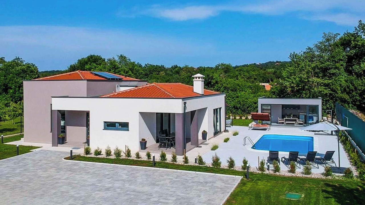 Photo of Outdoor in Rogocana