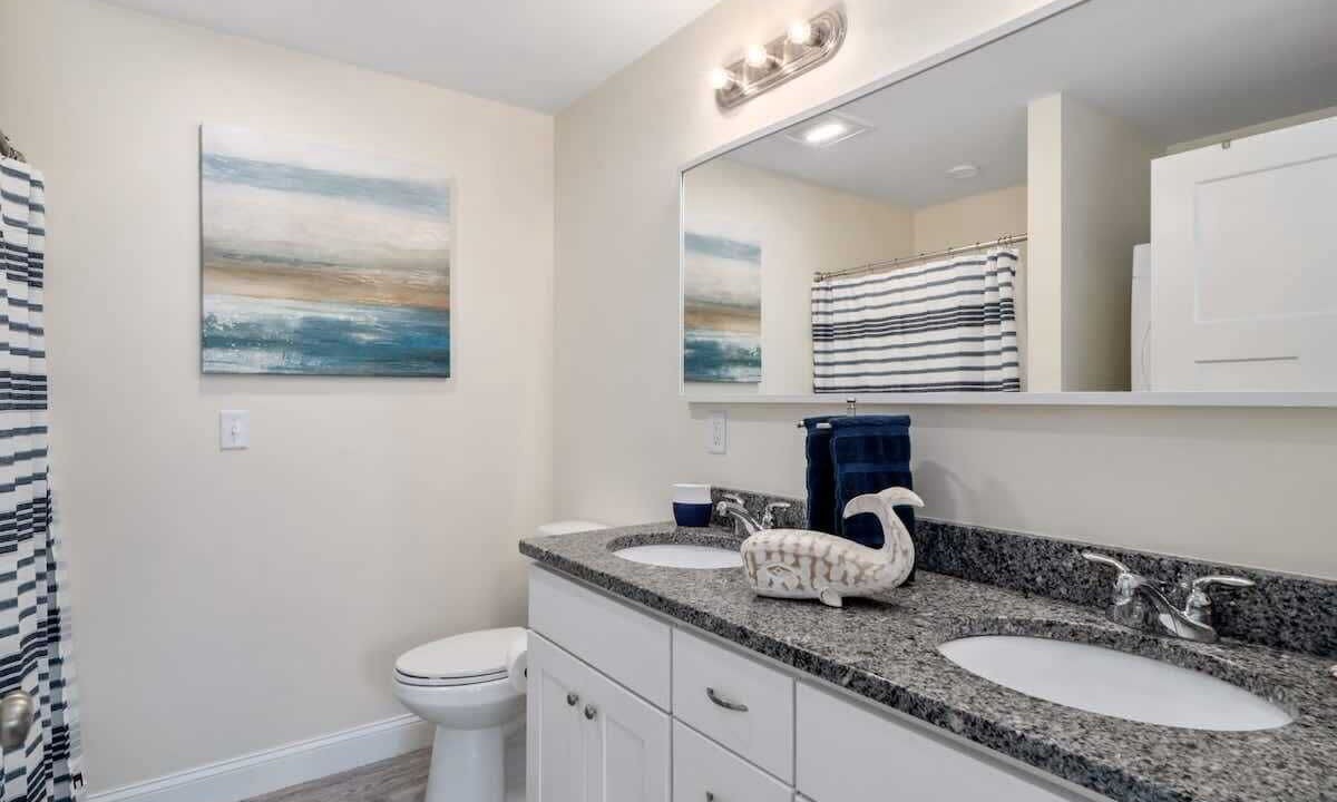 Photo of Bathroom in Hampton