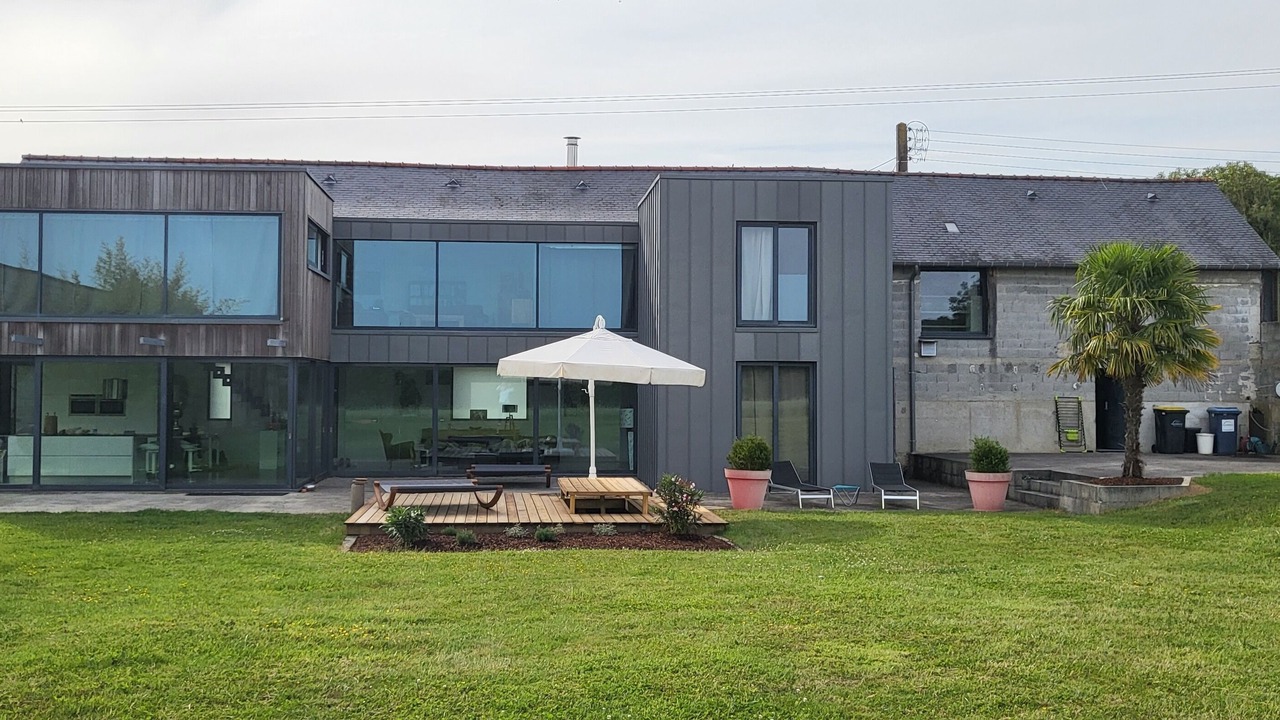 Photo of Outdoor in Liffre