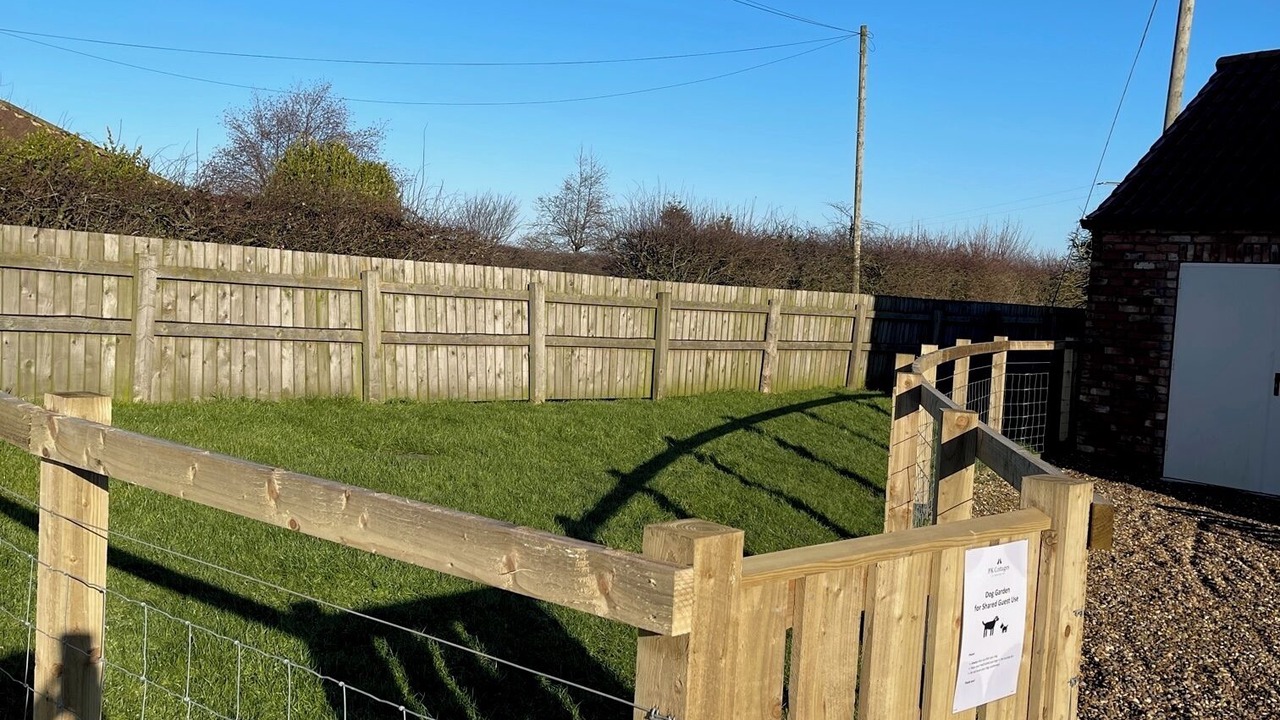 Photo of Outdoor in Buckton