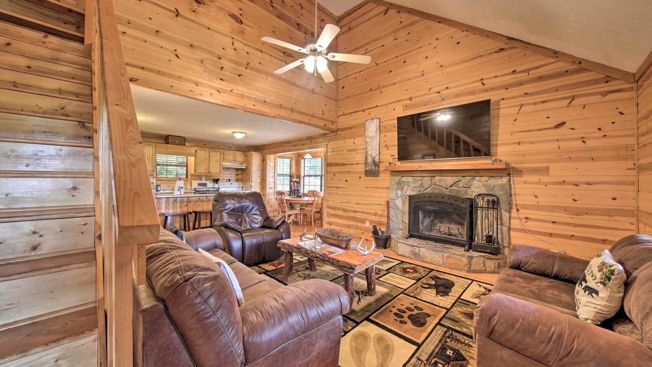 Photo of Livingroom in Young Harris