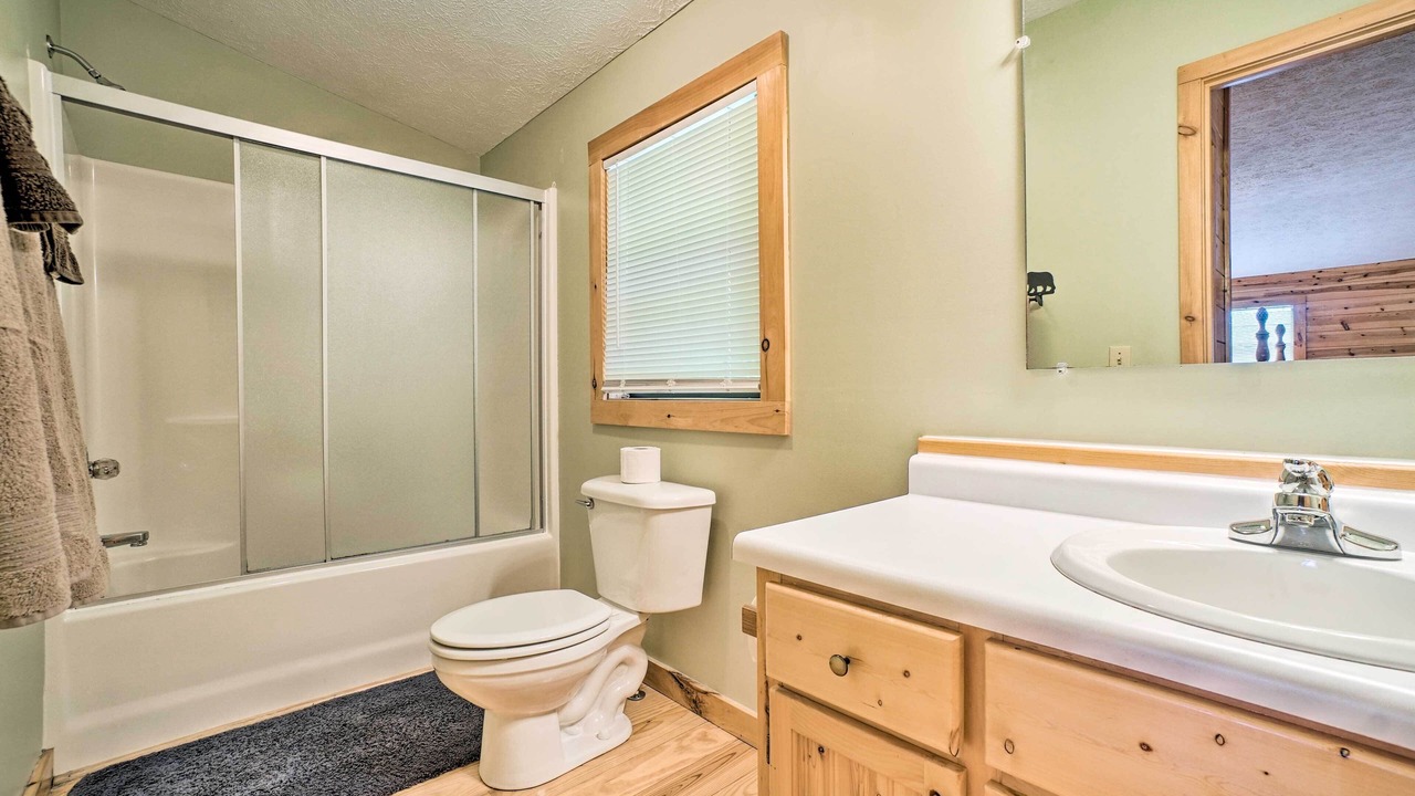 Photo of Bathroom in Young Harris