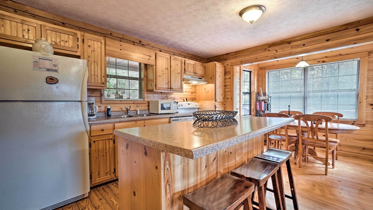 Photo of Kitchen in Young Harris