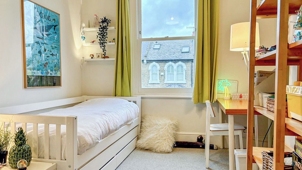 Photo of Bedroom in Tollington