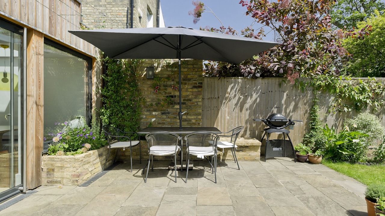 Photo of Outdoor in Tollington