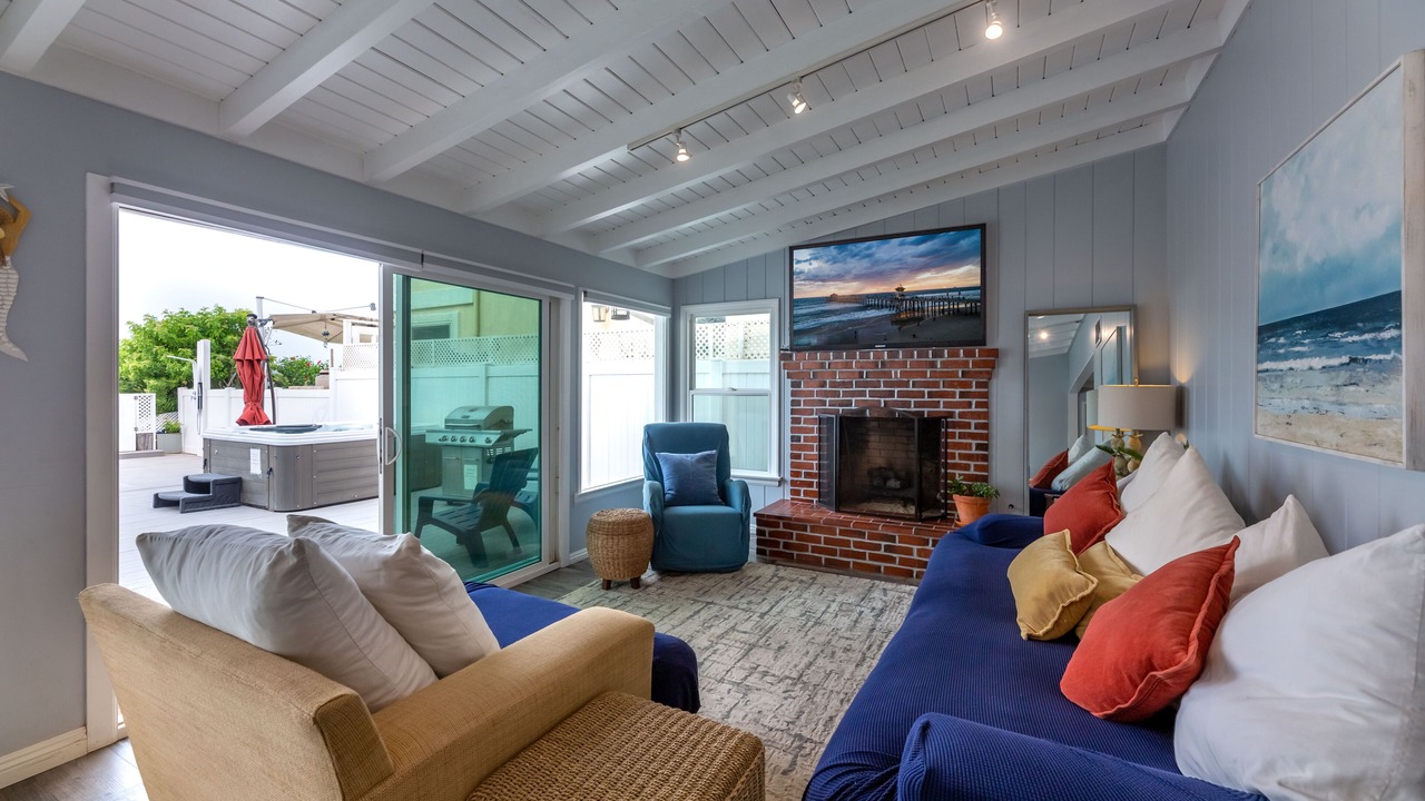 Photo of Livingroom in Huntington Beach