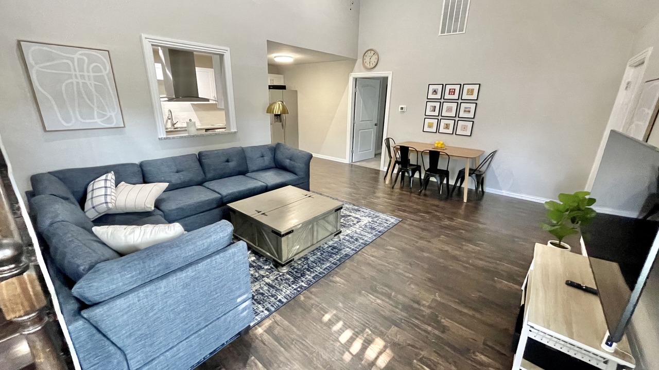 Photo of Livingroom in Lake Dallas