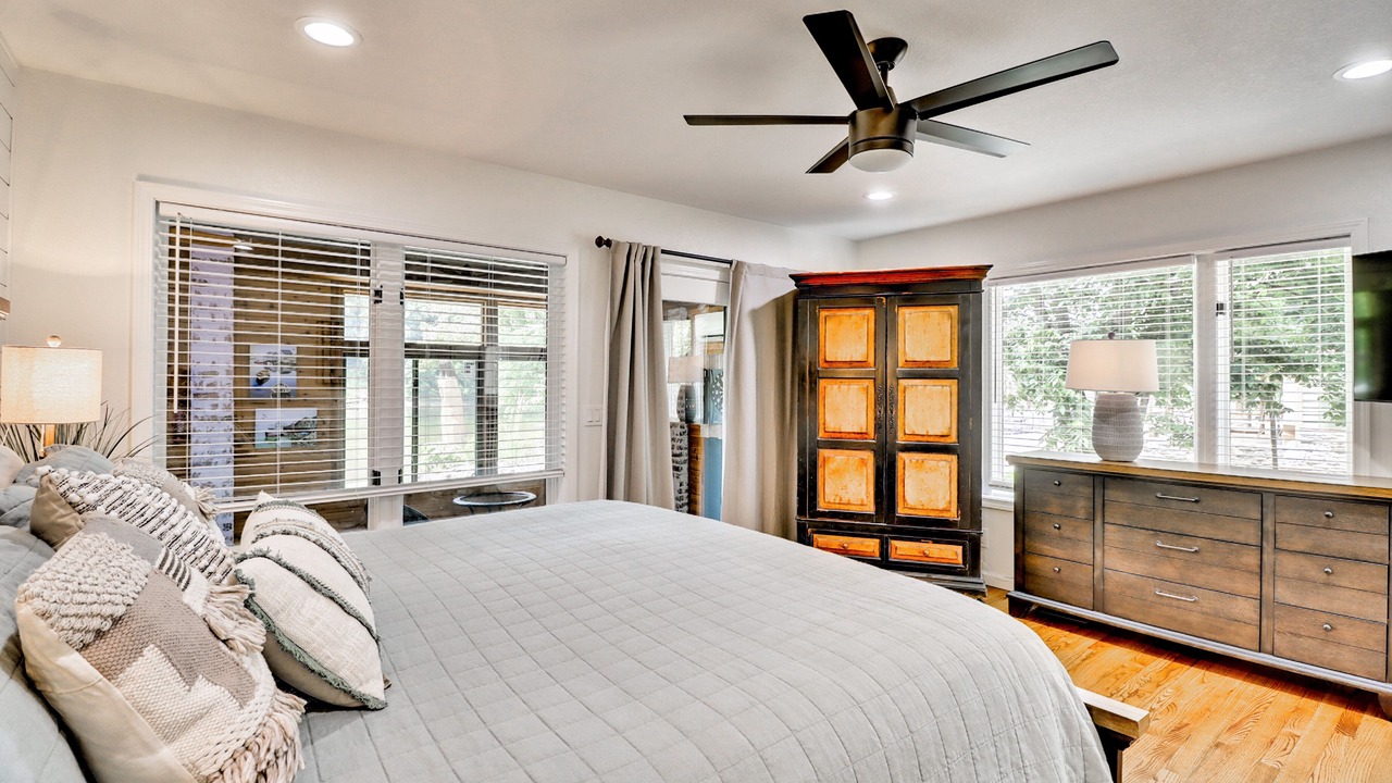 Photo of Bedroom in Cotter
