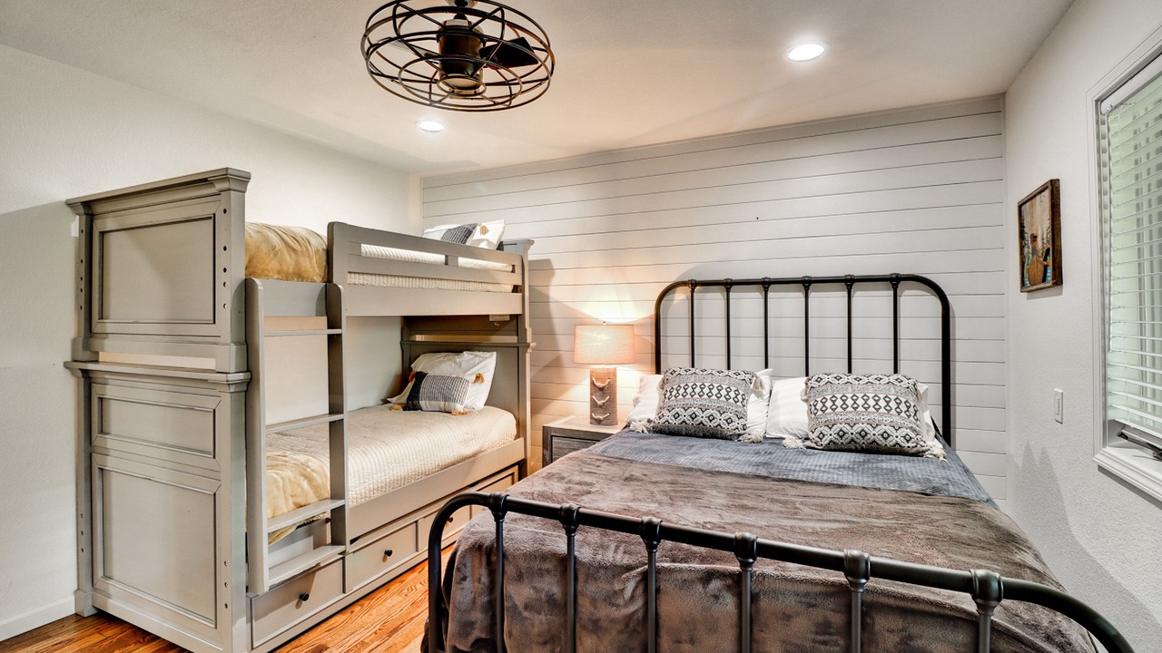 Photo of Bedroom in Cotter
