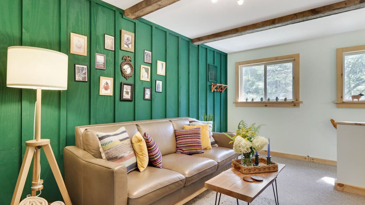 Photo of Livingroom in Greentown