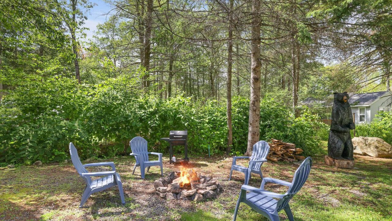 Photo of Outdoor in Greentown