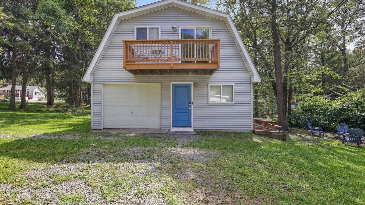 Photo of Outdoor in Greentown