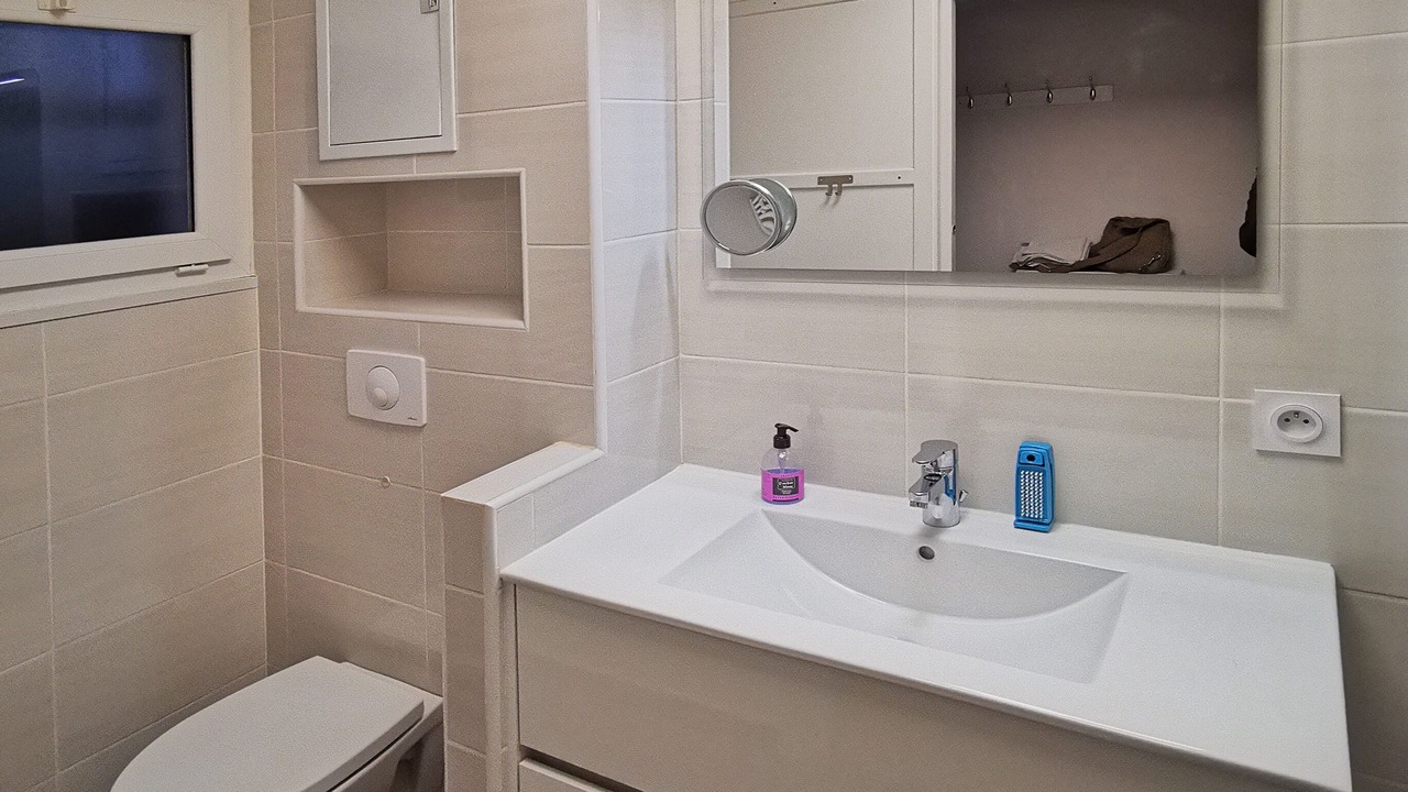 Photo of Bathroom in Laroque-des-Alberes