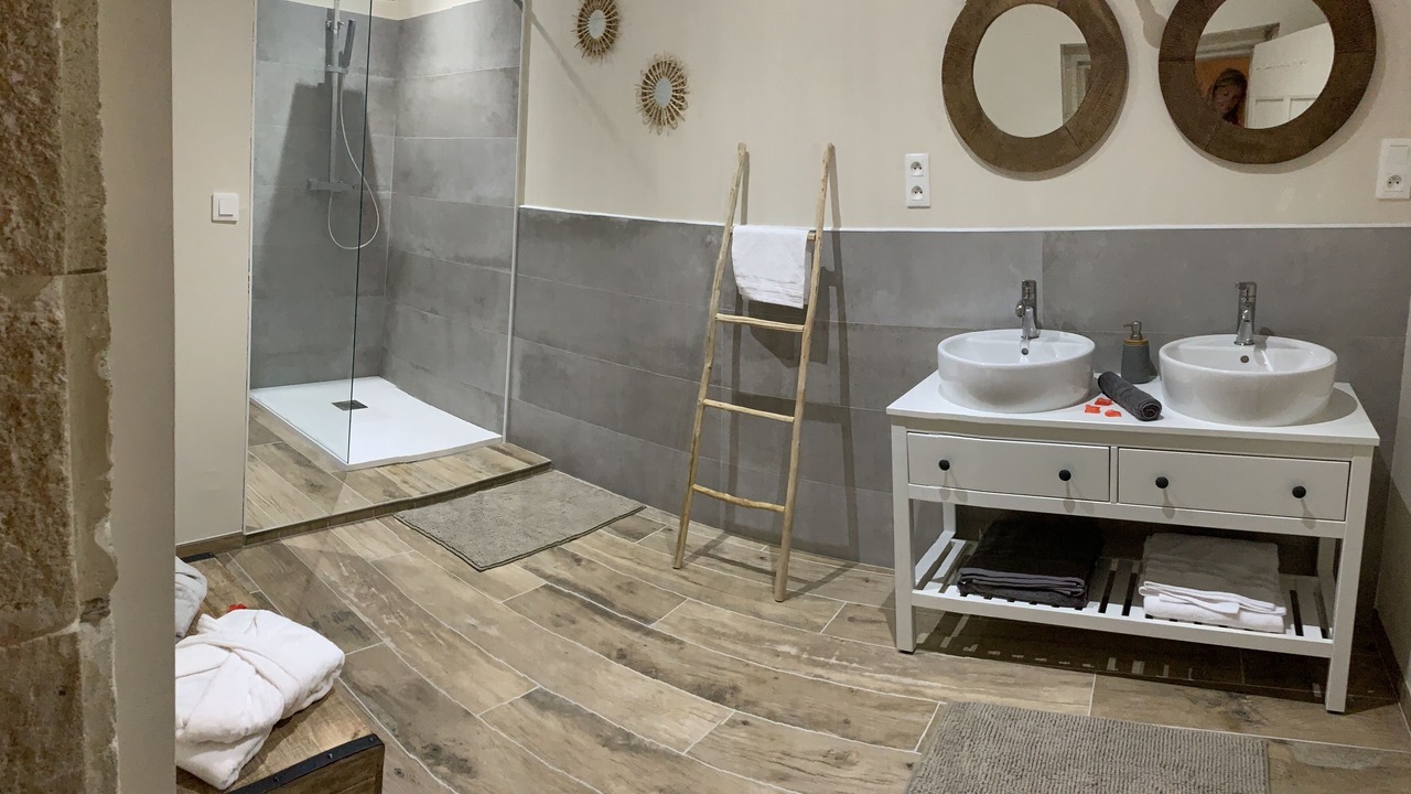 Photo of Bathroom in Milhaud